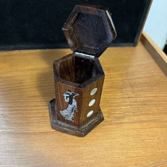 Mother-of-Pearl Inlay Lacquered Jewelry Box, Vintage, Hexagonal - 2", Vietnam - Picture 5 of 6